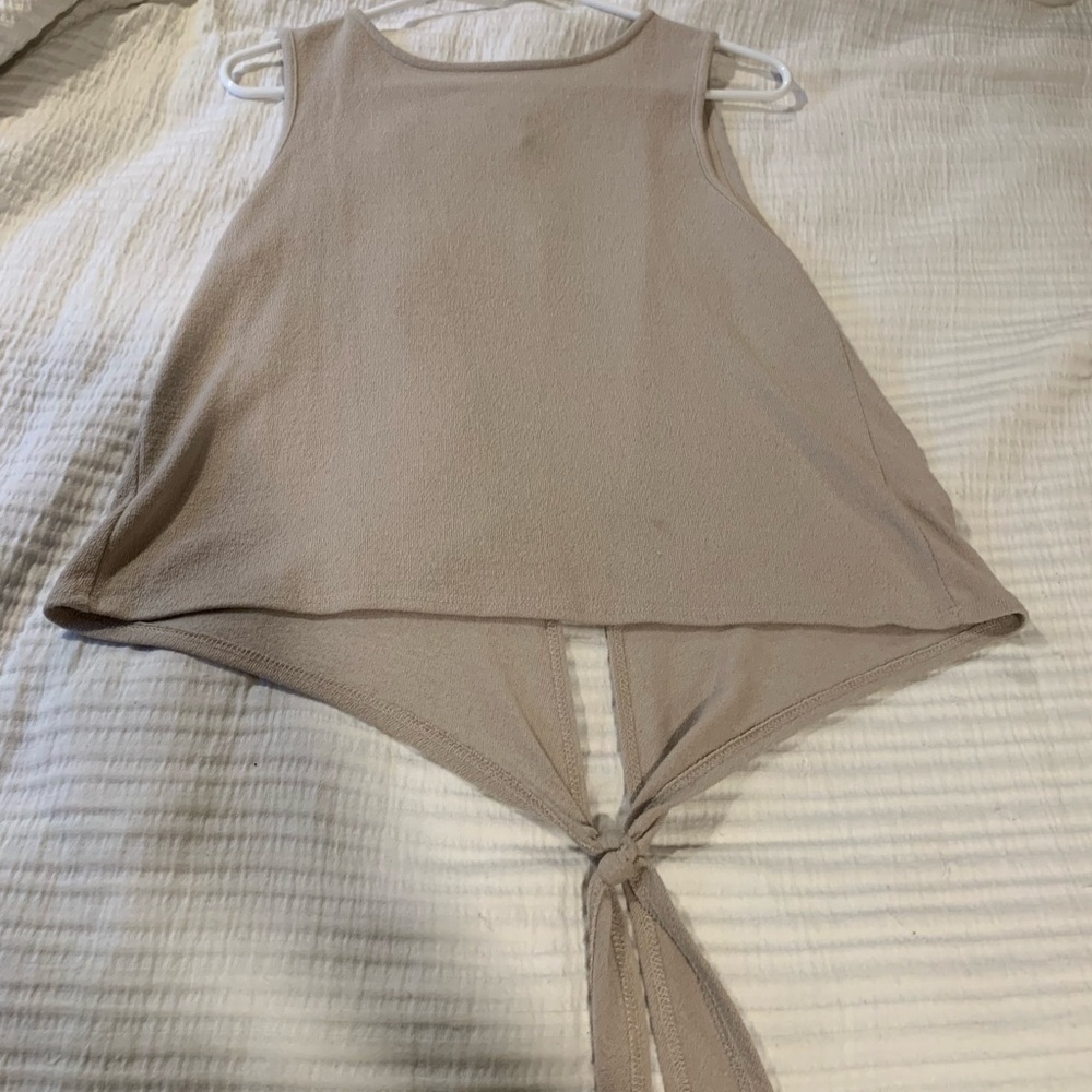 ALYA top